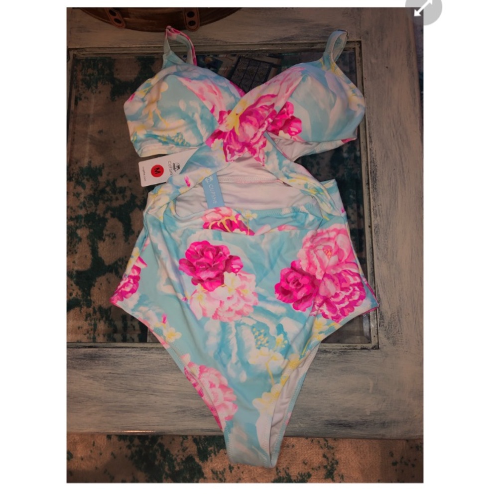 CUPSHE SWIMSUIT- never worn!! With tags!!